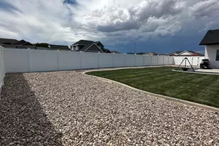 203 W 1000 S, Vernal, UT 84078 - Photo 24