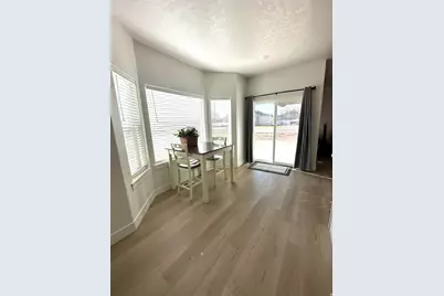 203 W 1000 S, Vernal, UT 84078 - Photo 6
