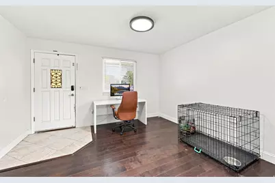 8161 S Creekwood Dr, West Jordan, UT 84088 - Photo 12