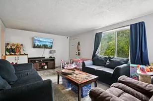 1092 Glendale Dr, Salt Lake City, UT 84104 - Photo 2