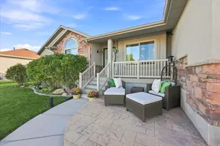 1440 S Doral Dr, Syracuse, UT 84075 - Photo 2