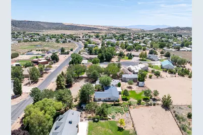 8191 N Sapphire Dr, Saint George, UT 84770 - Photo 42