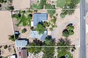 8191 N Sapphire Dr, Saint George, UT 84770 - Photo 36