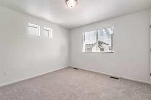 541 N Beaver Ln, Saratoga Springs, UT 84045 - Photo 8
