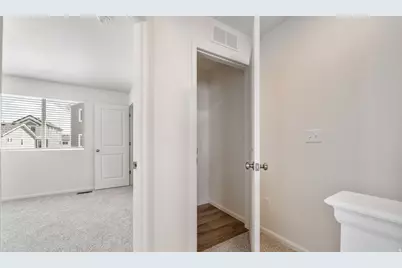 541 N Beaver Ln, Saratoga Springs, UT 84045 - Photo 12