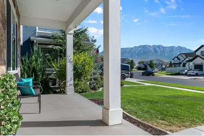 274 S Chardonnay Cir, Vineyard, UT 84059 - Photo 2