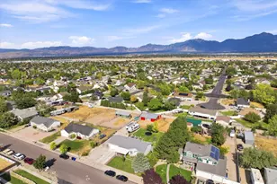7215 S Galaxy Hill Rd, West Jordan, UT 84081 - Photo 2