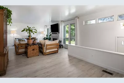 978 N 400 W #B, American Fork, UT 84003 - Photo 6