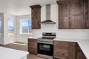 6570 W 600 N, Petersboro, UT 84325 - Photo 16