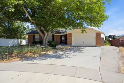 6277 S Stonehollow Cir, Taylorsville, UT 84129 - Photo 2