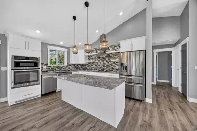 3173 E Barnhill Bay, Cottonwood Heights, UT 84121 - Photo 12