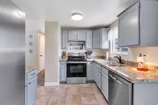 2735 W 7525 S, West Jordan, UT 84084 - Photo 10