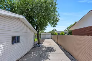 2735 W 7525 S, West Jordan, UT 84084 - Photo 30