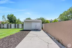 2735 W 7525 S, West Jordan, UT 84084 - Photo 6