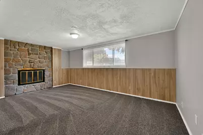 1439 W 2600 N, Clinton, UT 84015 - Photo 20