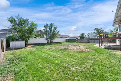 1439 W 2600 N, Clinton, UT 84015 - Photo 8