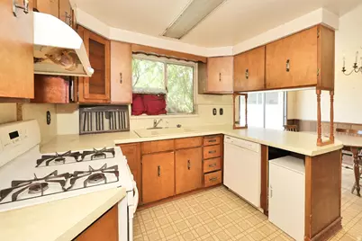 549 W Echo Dr, Murray, UT 84123 - Photo 12