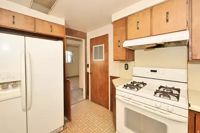 549 W Echo Dr, Murray, UT 84123 - Photo 14