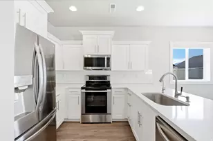 2714 S 2250 W, West Haven, UT 84401 - Photo 6