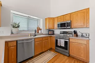 2801 N Wyndom Wy, Layton, UT 84040 - Photo 10