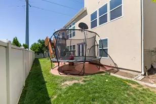 2801 N Wyndom Wy, Layton, UT 84040 - Photo 42