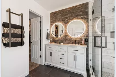 2801 N Wyndom Way, Layton, UT 84040 - Photo 18