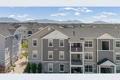 88 W Silver Dr, Vineyard, UT 84059 - Photo 2