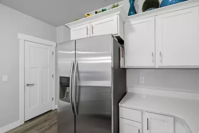88 W Silver Dr, Vineyard, UT 84059 - Photo 22