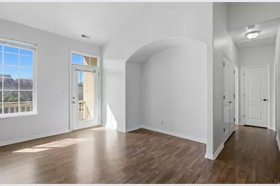 162 Birmingham Ln, North Salt Lake, UT 84054 - Photo 4