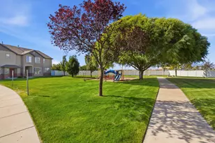 162 Birmingham Ln, North Salt Lake, UT 84054 - Photo 18