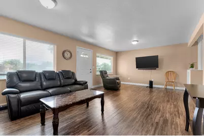 4914 S 4015 W, Taylorsville, UT 84129 - Photo 2