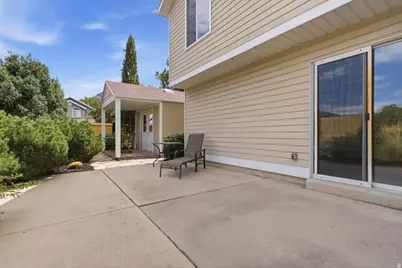 2313 E Rockview Dr, Sandy, UT 84092 - Photo 36