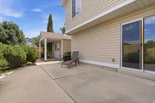 2313 E Rockview Dr, Sandy, UT 84092 - Photo 36