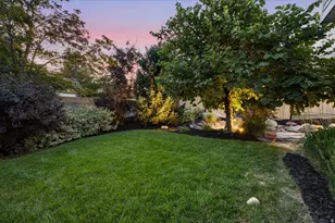 2313 E Rockview Dr, Sandy, UT 84092 - Photo 34