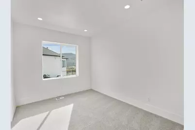 7371 W Summit Crest Cir, Herriman, UT 84096 - Photo 28