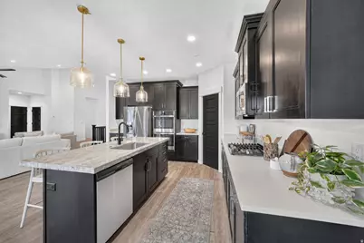 13323 S Carmen Oak Dr, Herriman, UT 84096 - Photo 8