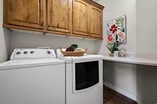 927 S Iris Ln W, Mapleton, UT 84664 - Photo 16