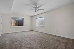 927 S Iris Ln W, Mapleton, UT 84664 - Photo 22