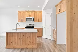 816 S 270 E, Smithfield, UT 84335 - Photo 1