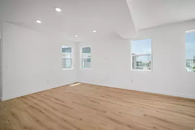 228 W Waterstone Cir #10, Murray, UT 84107 - Photo 6