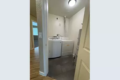 2083 S California Ave #C, Provo, UT 84606 - Photo 28