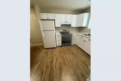 2083 S California Ave #D, Provo, UT 84606 - Photo 4