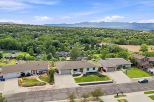 1970 E Curtis Dr, Cottonwood Heights, UT 84121 - Photo 6