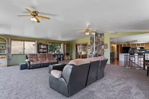 9145 E Kelly Dr N, Huntsville, UT 84317 - Photo 4