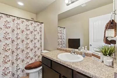 1187 W Seraphim Ct, Layton, UT 84041 - Photo 20