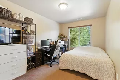 1187 W Seraphim Ct, Layton, UT 84041 - Photo 16