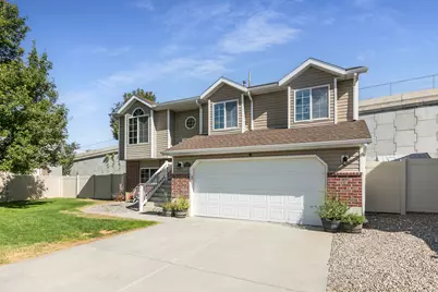 786 N 625 W, Clearfield, UT 84015 - Photo 2