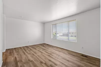 2258 W 2175 S, Syracuse, UT 84075 - Photo 4