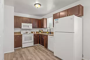 2258 W 2175 S, Syracuse, UT 84075 - Photo 8