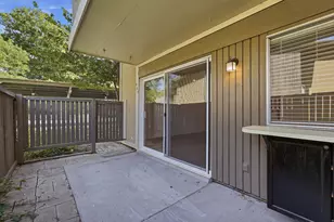 327 Peach Ln, Bountiful, UT 84010 - Photo 24